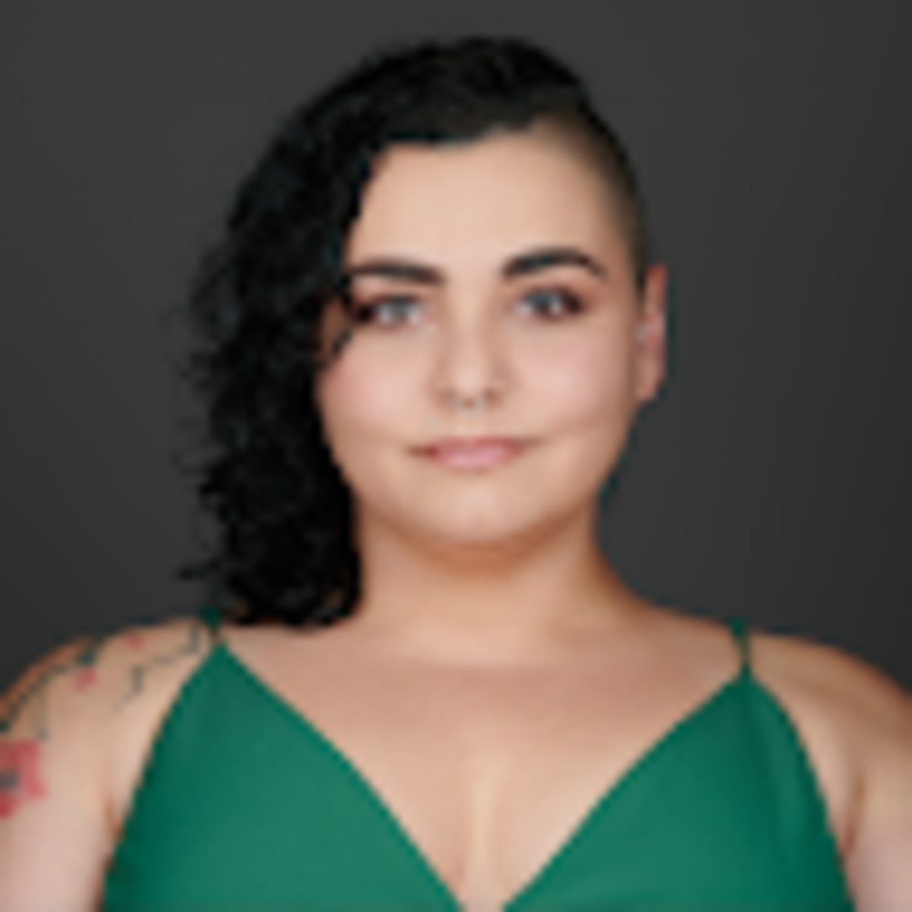 Meet your Posher, Nicole